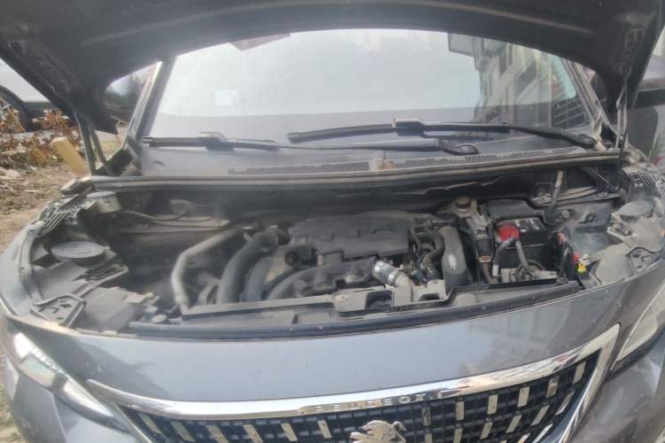 Used Peugeot 4008 2017 350THP Elite Edition Engine Bay