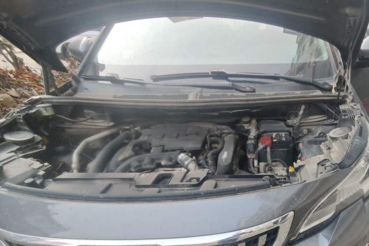 Used Peugeot 4008 2017 350THP Elite Edition Engine Bay Left