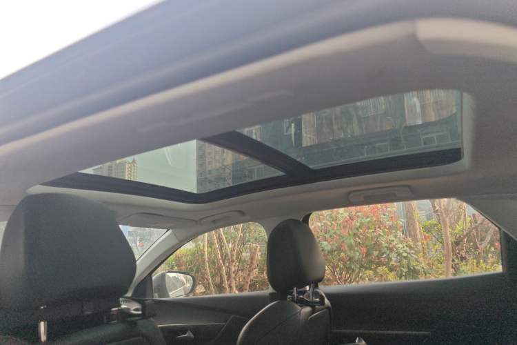 Used Peugeot 4008 2017 350THP Elite Edition Headliner