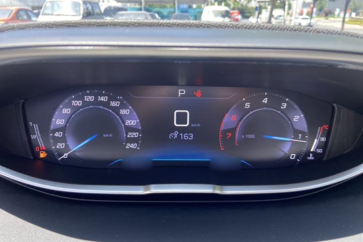 Used Peugeot 4008 2017 350THP Elite Edition Interior 1