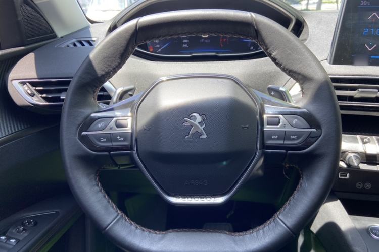Used Peugeot 4008 2017 350THP Elite Edition Interior 5