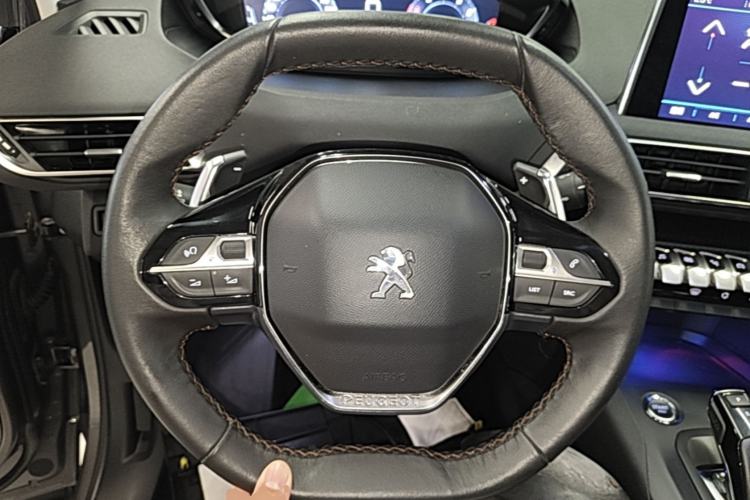 Used Peugeot 4008 2017 350THP Elite Edition Steering Wheel