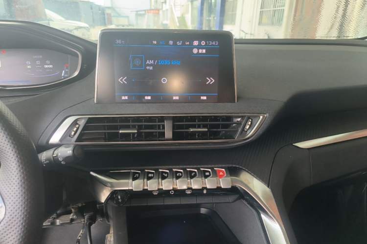Used Peugeot 4008 2017 350THP Elite Edition Audio And AC Panel