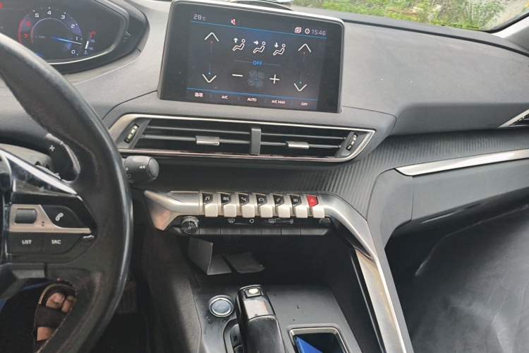 Used Peugeot 4008 2017 350THP Elite Edition Audio And AC Panel