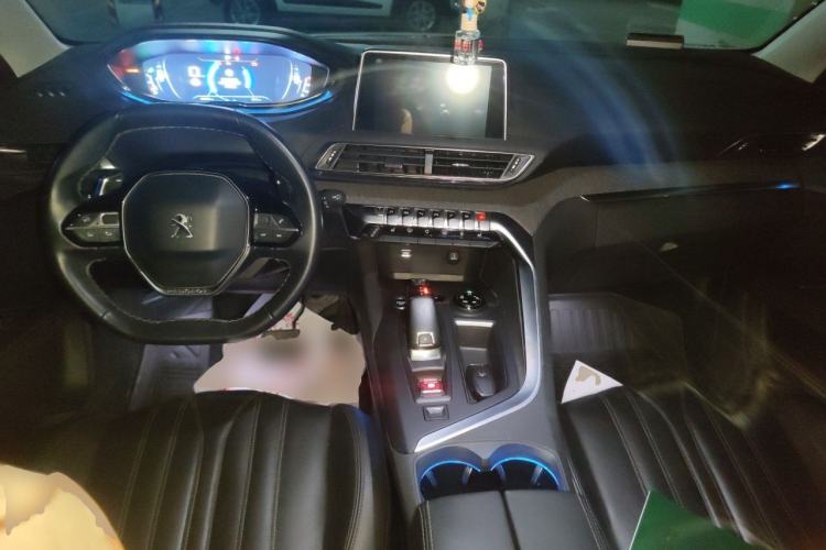 Used Peugeot 4008 2017 350THP Luxury Edition Center Console