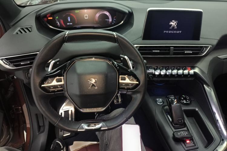 Used Peugeot 4008 2017 380THP Luxury GT Edition Center Console