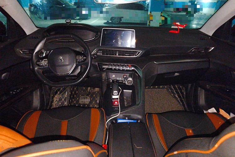 Used Peugeot 4008 2017 350THP Elite Edition Center Console