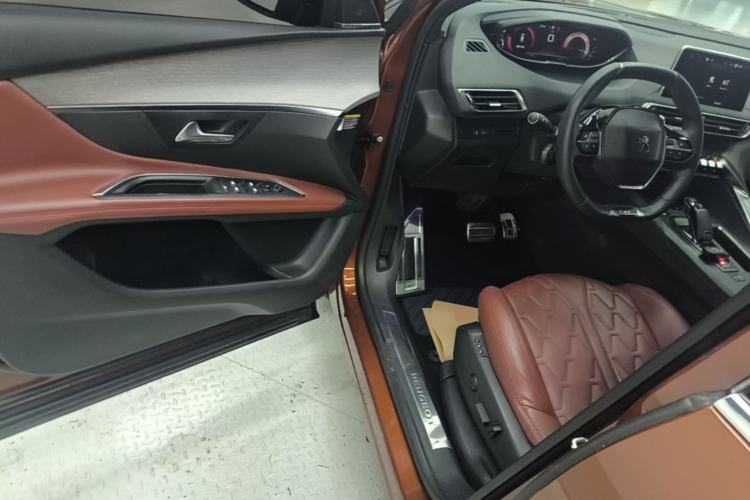Used Peugeot 4008 2017 380THP Luxury GT Edition Driver Seat