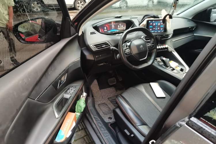 Used Peugeot 4008 2017 350THP Elite Edition Driver Seat