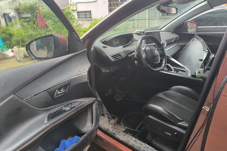 Used Peugeot 4008 2017 350THP Elite Edition Driver Seat