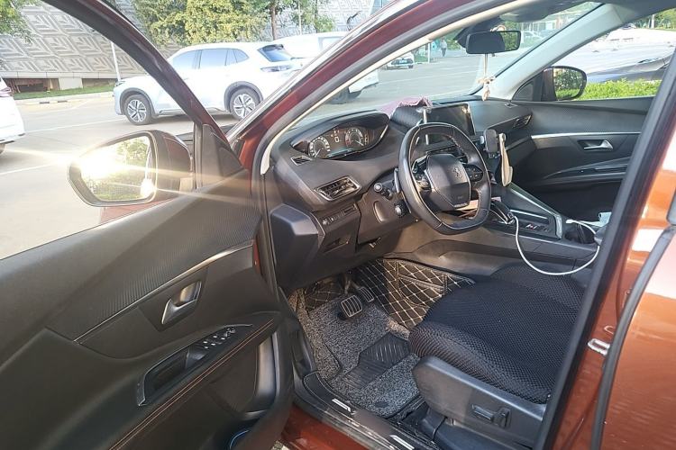 Used Peugeot 4008 2017 350THP Elite Edition Driver Seat