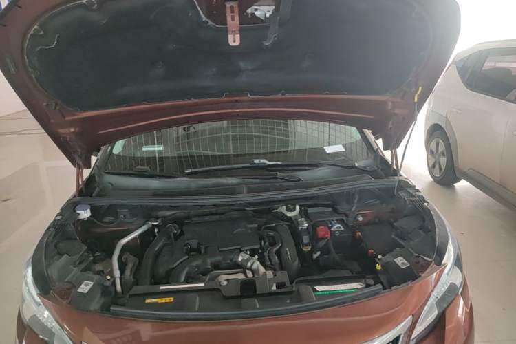 Used Peugeot 4008 2017 350THP Luxury Edition Engine Bay