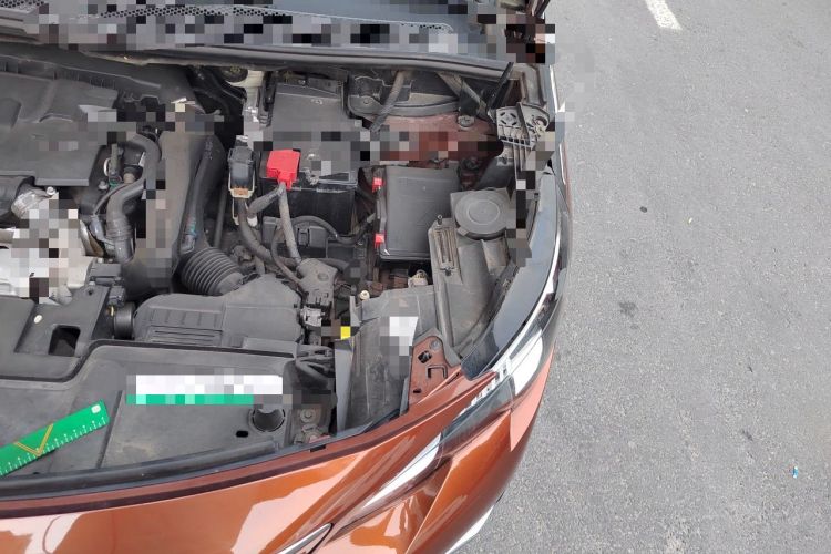 Used Peugeot 4008 2017 350THP Elite Edition Engine Bay Left