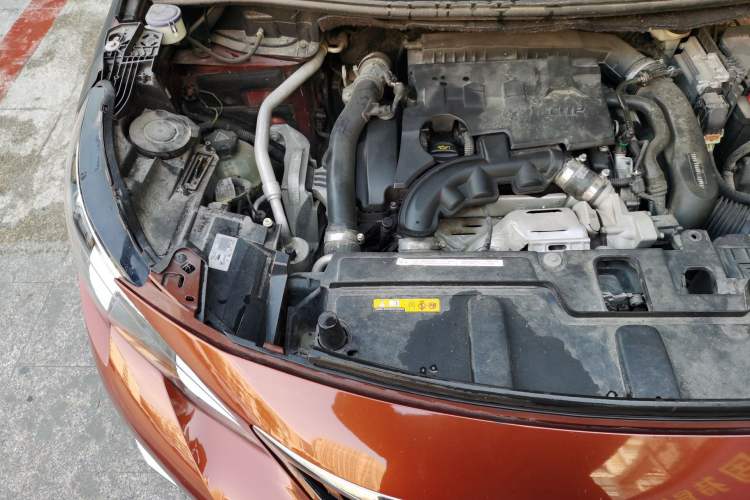 Used Peugeot 4008 2017 350THP Elite Edition Engine Bay Right