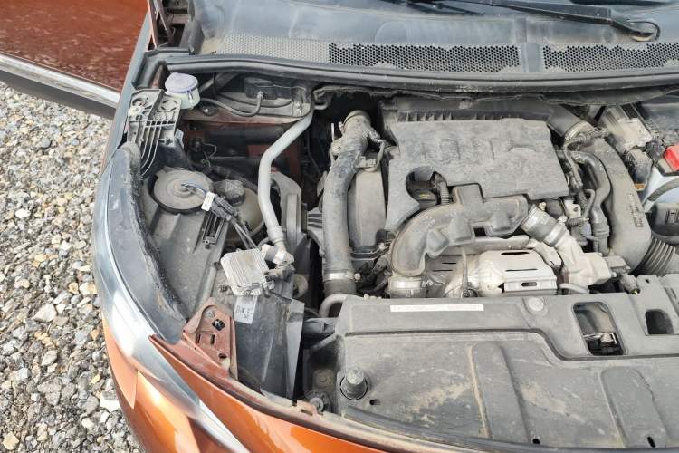 Used Peugeot 4008 2017 350THP Elite Edition Engine Bay Right