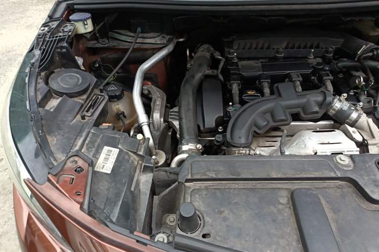 Used Peugeot 4008 2017 350THP Elite Edition Engine Bay Right