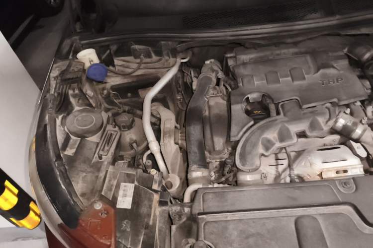 Used Peugeot 4008 2017 350THP Elite Edition Engine Bay Right