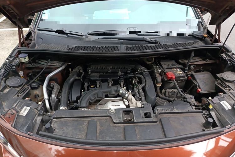 Used Peugeot 4008 2017 350THP Elite Edition Engine Bay