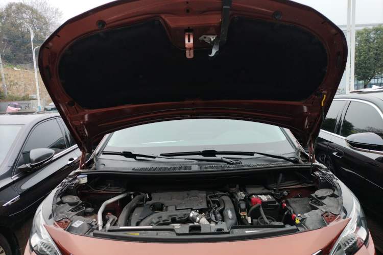 Used Peugeot 4008 2017 350THP Luxury Edition Engine Bay