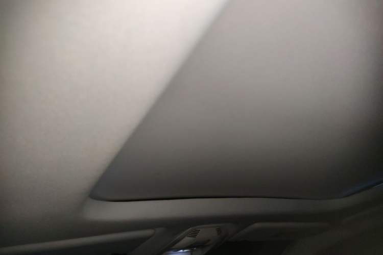 Used Peugeot 4008 2017 350THP Luxury Edition Headliner