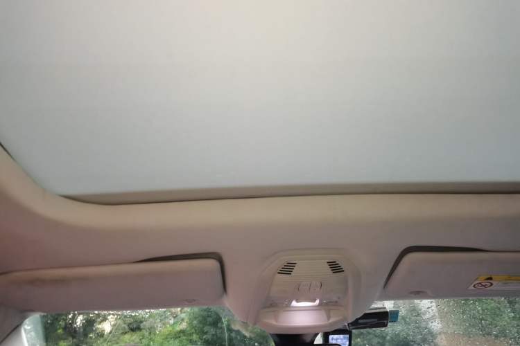 Used Peugeot 4008 2017 350THP Elite Edition Headliner