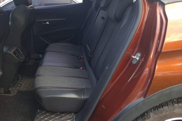 Used Peugeot 4008 2017 350THP Elite Edition Interior 1