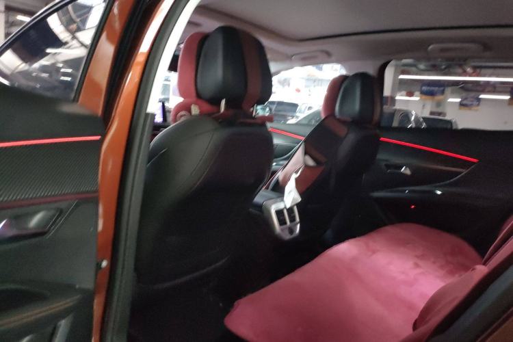 Used Peugeot 4008 2017 350THP Elite Edition Interior 1