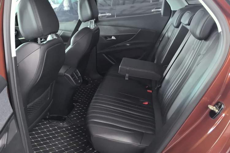 Used Peugeot 4008 2017 350THP Luxury Edition Interior 1