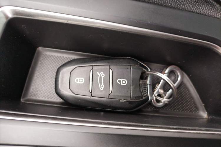 Used Peugeot 4008 2017 350THP Luxury Edition Interior 1
