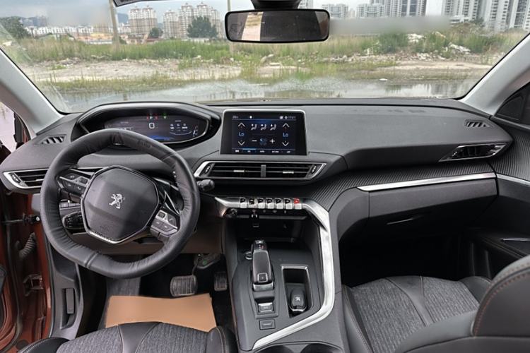 Used Peugeot 4008 2017 350THP Elite Edition Interior 2