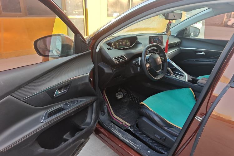 Used Peugeot 4008 2017 350THP Elite Edition Interior 2