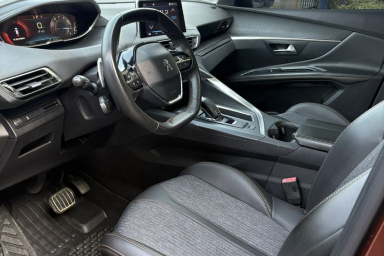Used Peugeot 4008 2017 350THP Elite Edition Interior 2