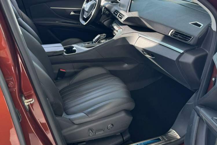 Used Peugeot 4008 2017 350THP Luxury Edition Interior 2
