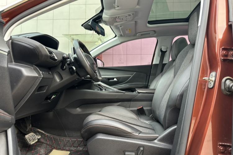 Used Peugeot 4008 2017 350THP Elite Edition Interior 2