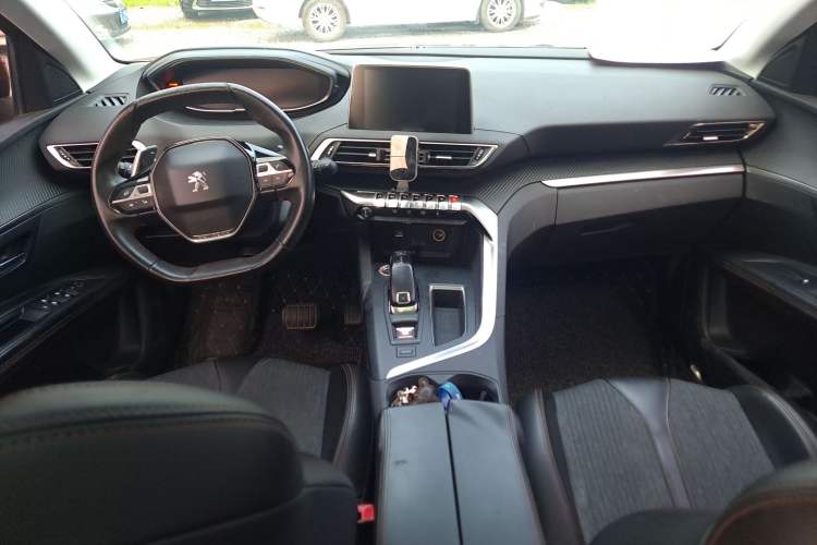 Used Peugeot 4008 2017 350THP Elite Edition Interior 3