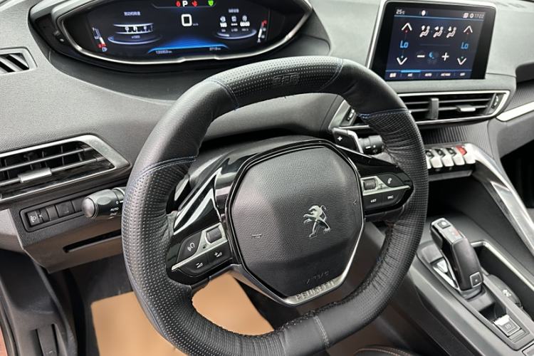 Used Peugeot 4008 2017 350THP Elite Edition Interior 3