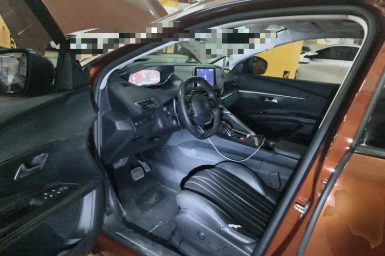 Used Peugeot 4008 2017 350THP Elite Edition Interior 3