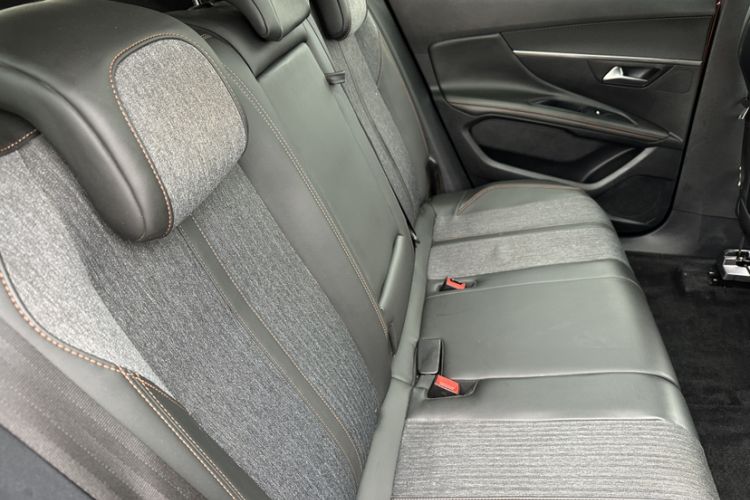 Used Peugeot 4008 2017 350THP Elite Edition Interior 9
