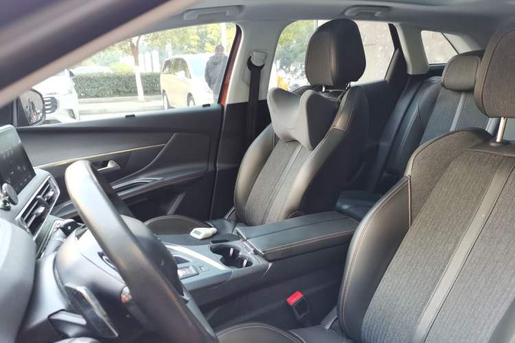 Used Peugeot 4008 2017 350THP Elite Edition Left Front Seat