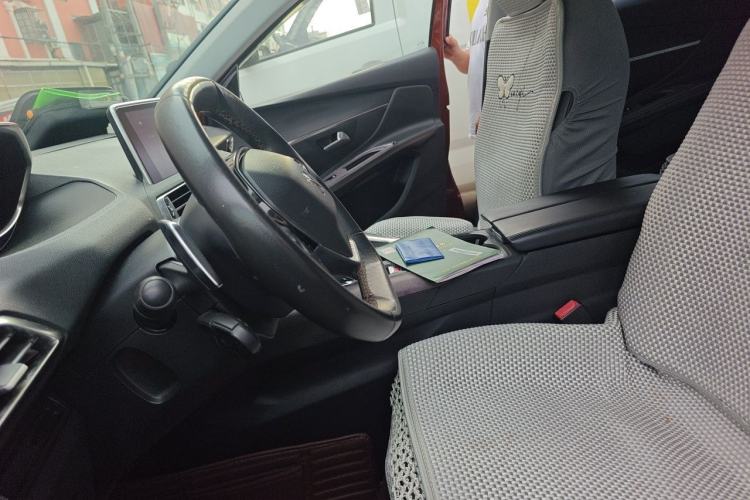 Used Peugeot 4008 2017 350THP Elite Edition Left Front Seat