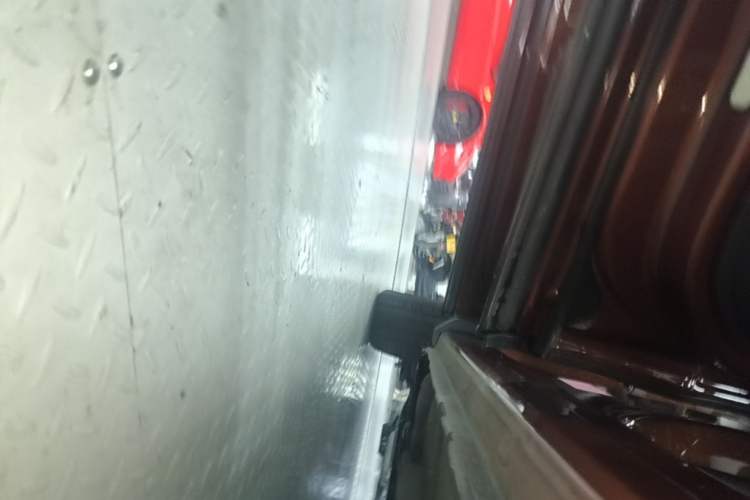 Used Peugeot 4008 2017 380THP Luxury GT Edition Left Side Sill