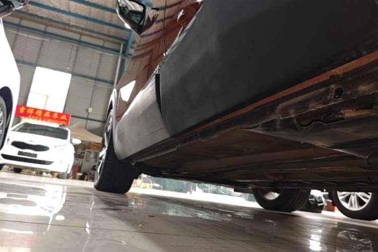 Used Peugeot 4008 2017 350THP Elite Edition Left Side Sill
