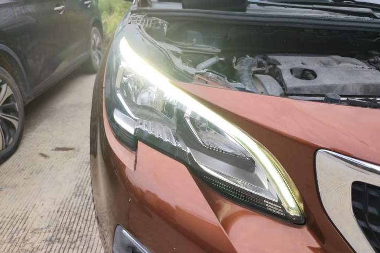 Used Peugeot 4008 2017 380THP Luxury Edition Right Front Headlight