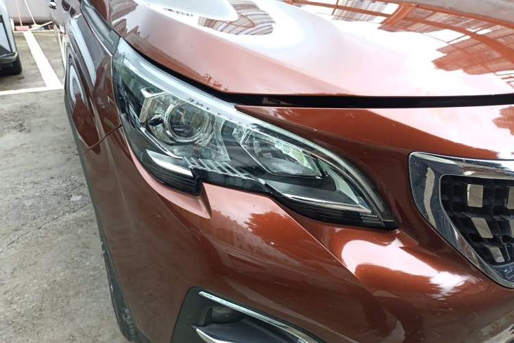Used Peugeot 4008 2017 350THP Elite Edition Right Front Headlight