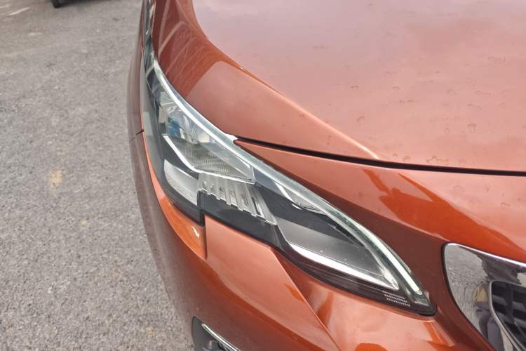 Used Peugeot 4008 2017 350THP Luxury Edition Right Front Headlight