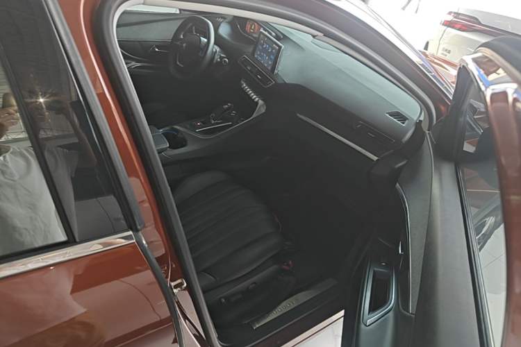 Used Peugeot 4008 2017 380THP Luxury Edition Right Front Seat