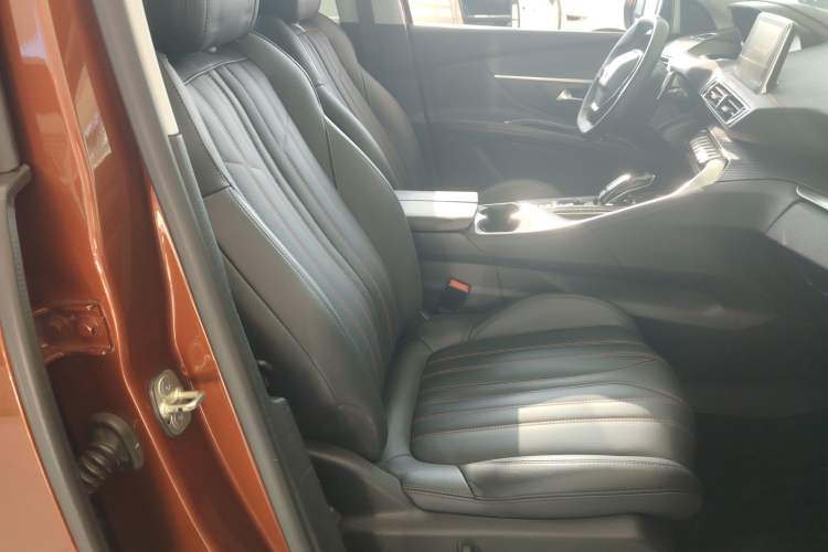 Used Peugeot 4008 2017 350THP Luxury Edition Right Front Seat