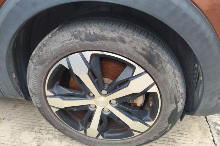 Used Peugeot 4008 2017 380THP Luxury Edition Right Front Wheel Hub