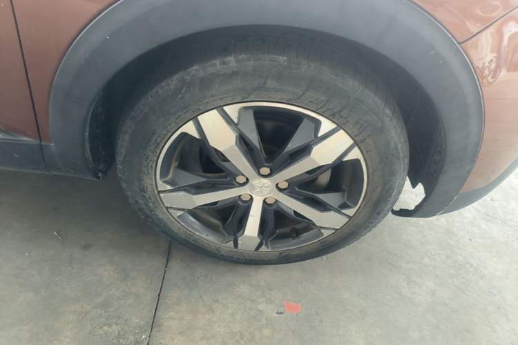 Used Peugeot 4008 2017 350THP Elite Edition Right Rear Wheel Hub