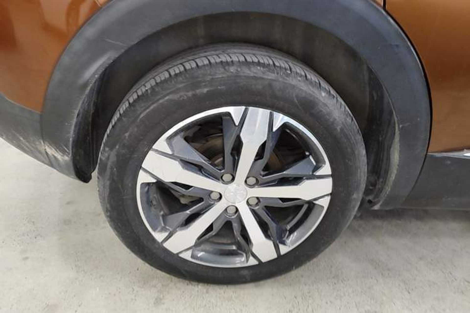 Used Peugeot 4008 2017 350THP Elite Edition Right Rear Wheel Hub